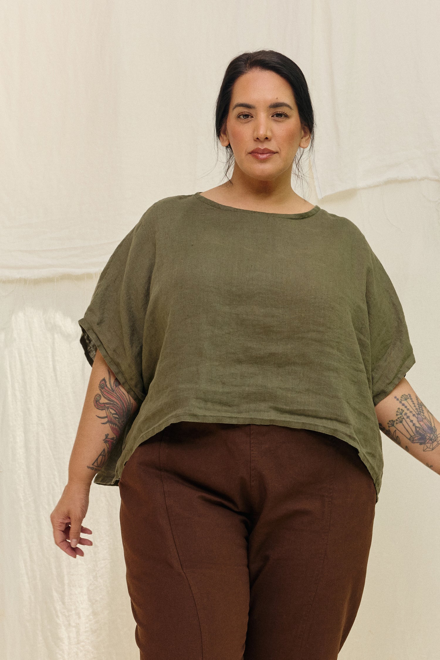 Linn Tee in Lightweight Linen Lichen#color_lichen