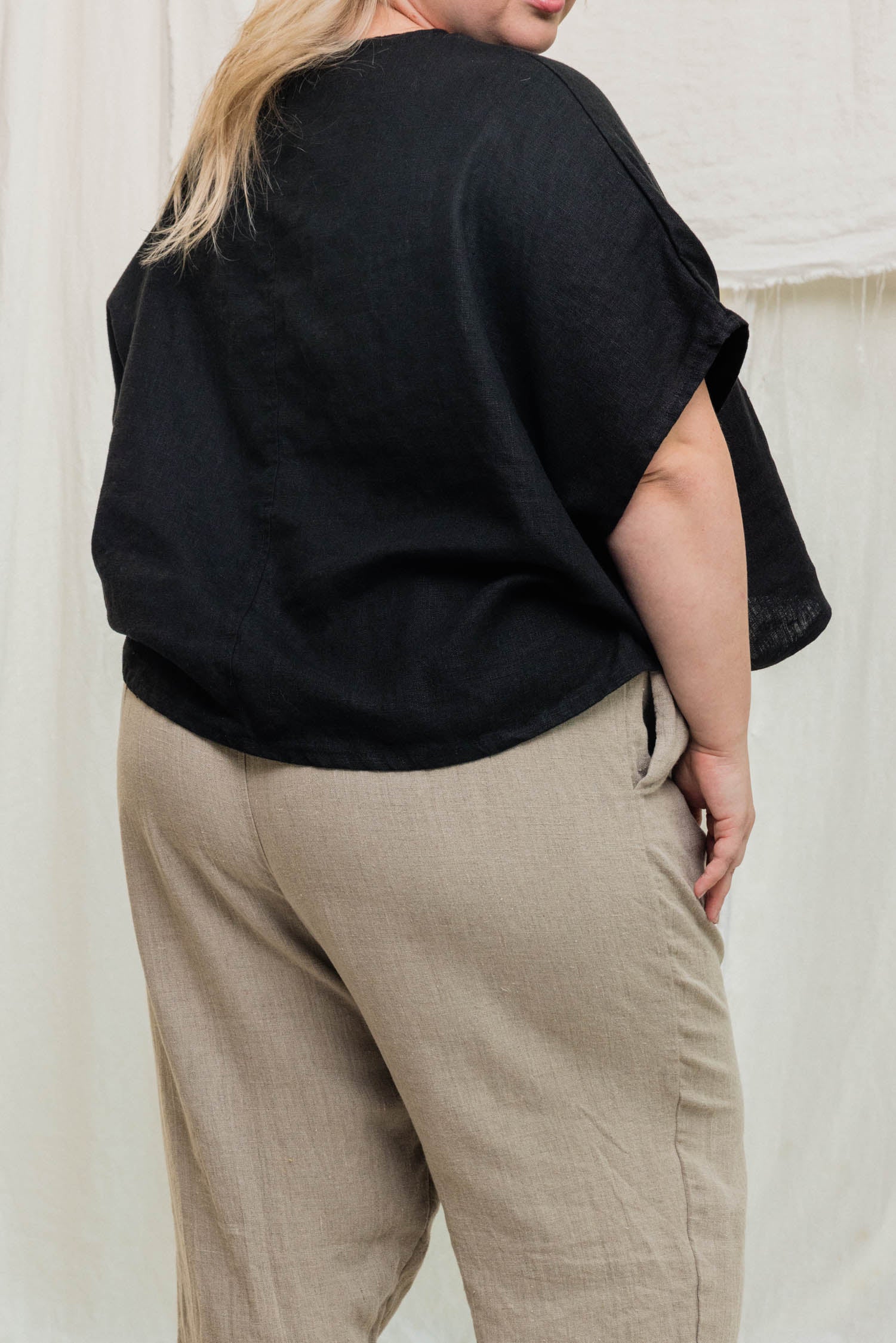 Linn Tee in Midweight Linen Ink#color_ink