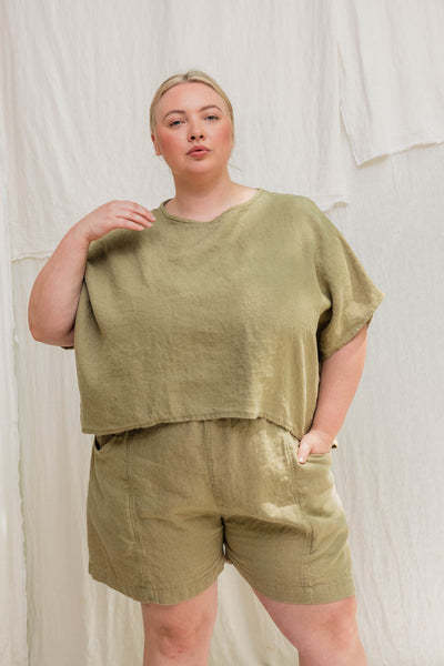 Linn Tee in Midweight Linen Pear#color_pear