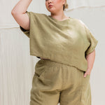 Linn Tee in Midweight Linen Pear#color_pear