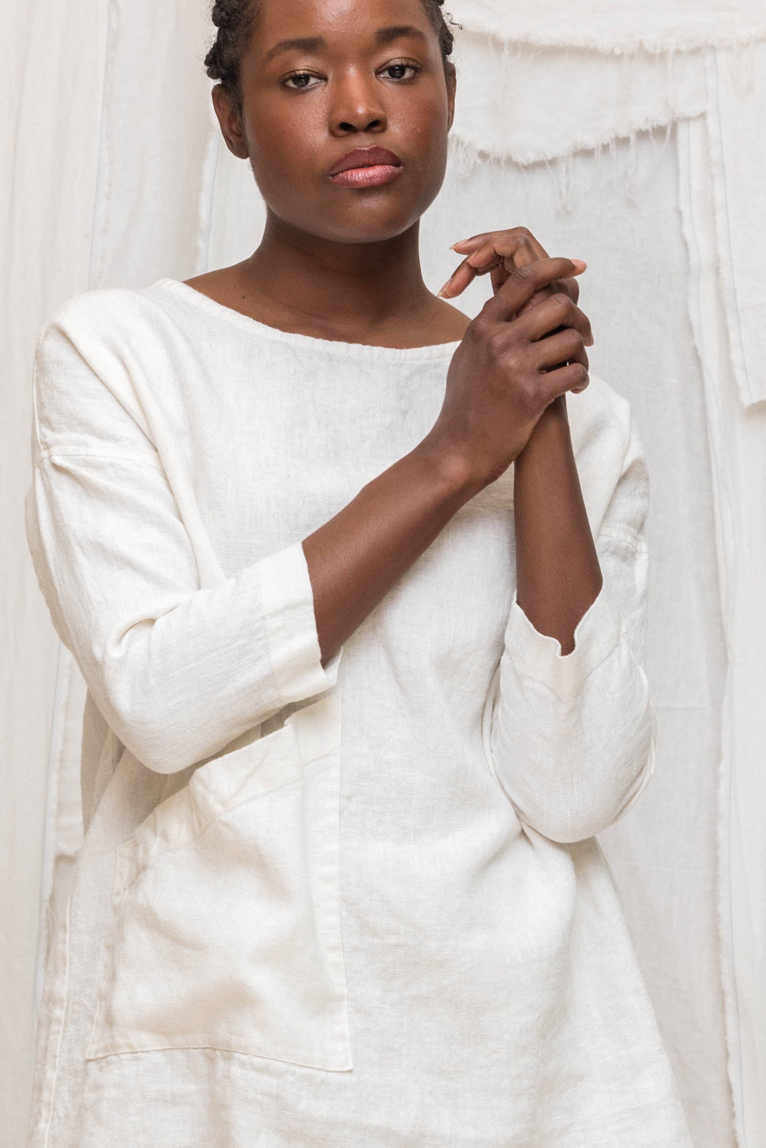 Long Sleeve Harper Tunic in Midweight Linen Salt#color_salt