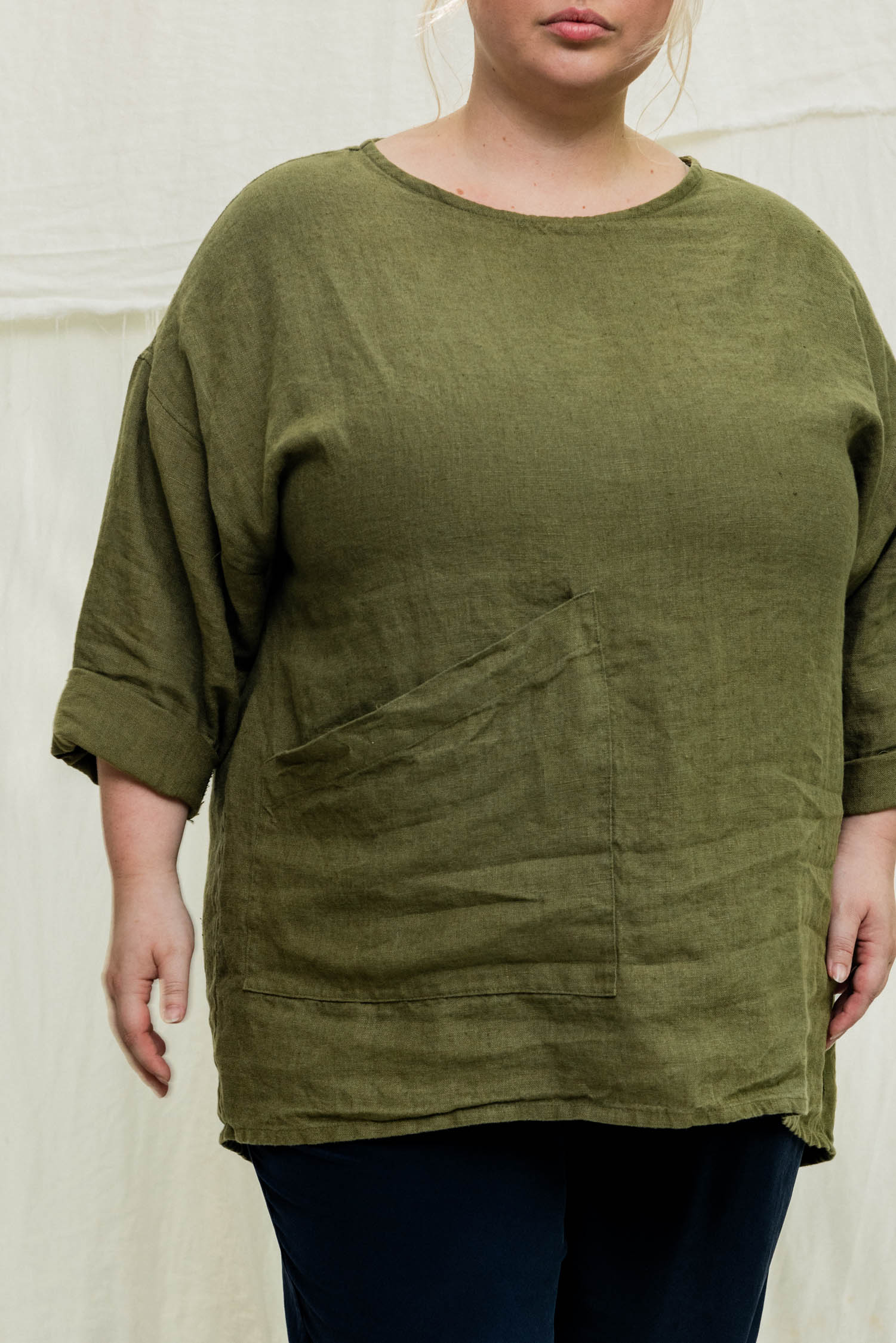 Long Sleeve Harper Tunic in Midweight Linen Verte#color_verte