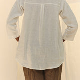 Long Sleeve Kara Snap Top in Lightweight Linen Salt#color_salt