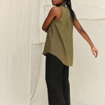 Sleeveless Kara Snap Top in Lightweight Linen Lichen#color_lichen