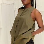Sleeveless Kara Snap Top in Lightweight Linen Lichen#color_lichen