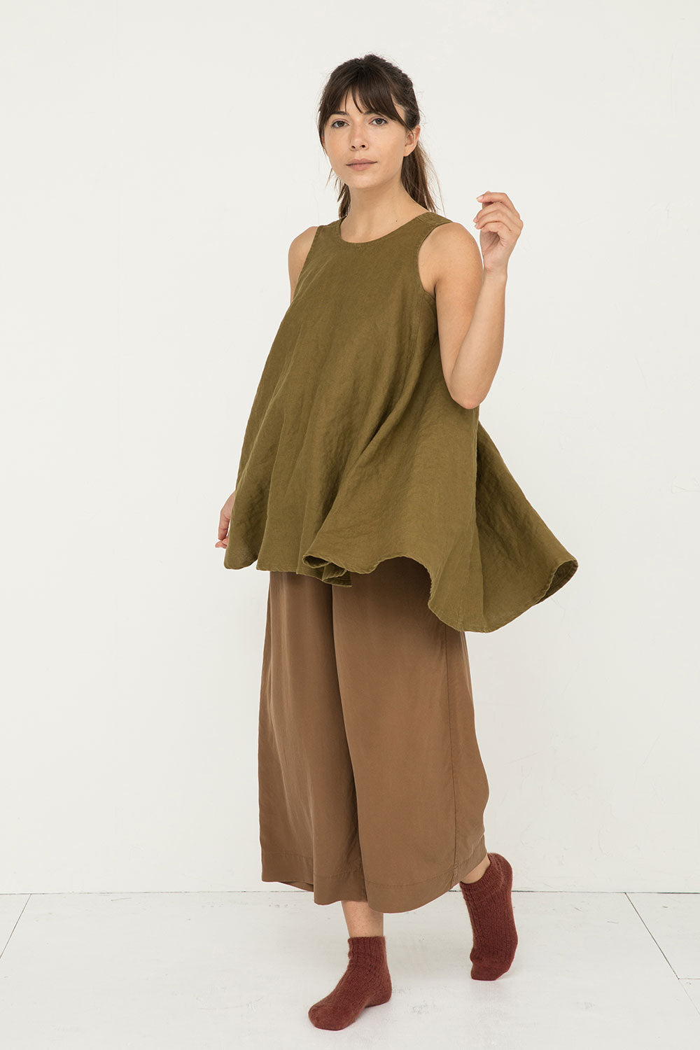 Harlow Tunic in Midweight Linen Olive#color_olive