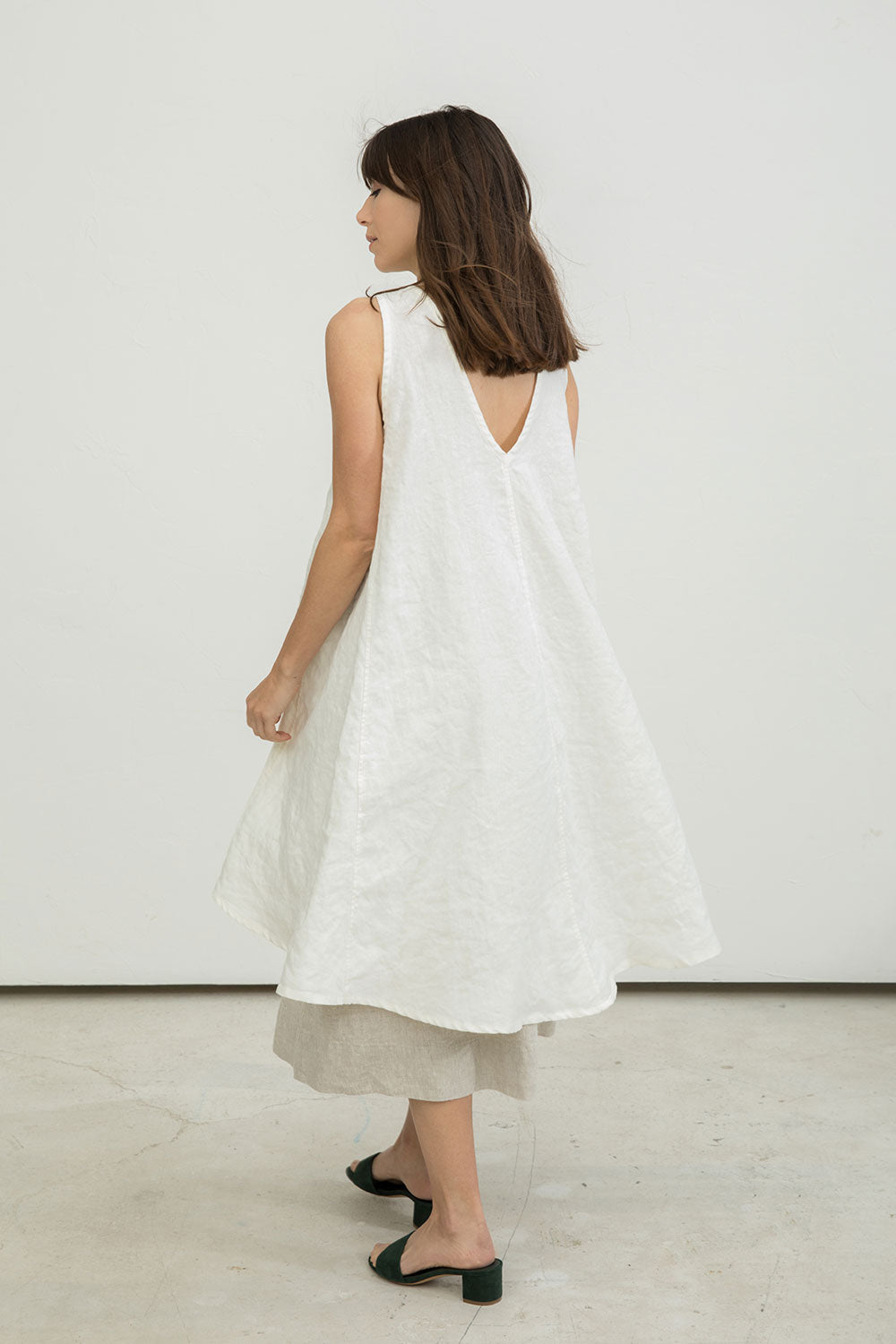 Harlow Dress in Midweight Linen Ivory#color_ivory