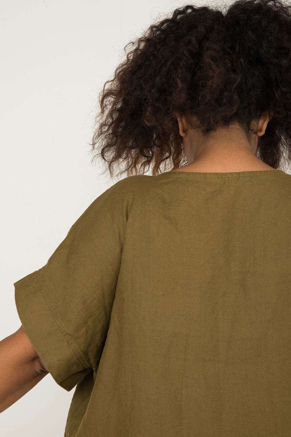 Georgia Midi in Midweight Linen Olive#color_olive