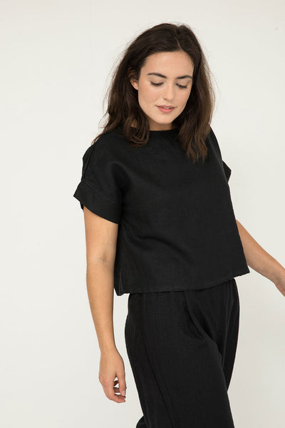Georgia Tee in Midweight Linen Black#color_black