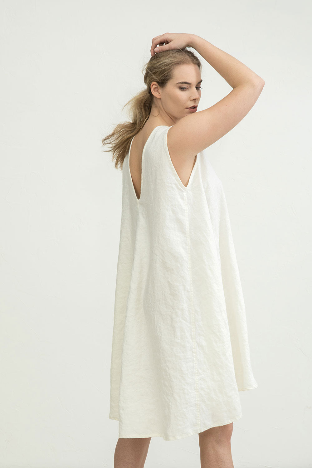 Harlow Dress in Midweight Linen Ivory#color_ivory